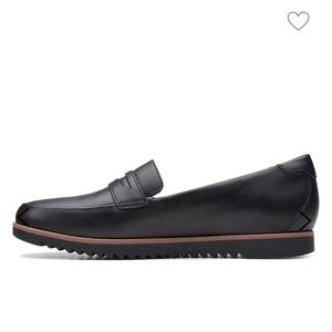 Black Women’s Loafers